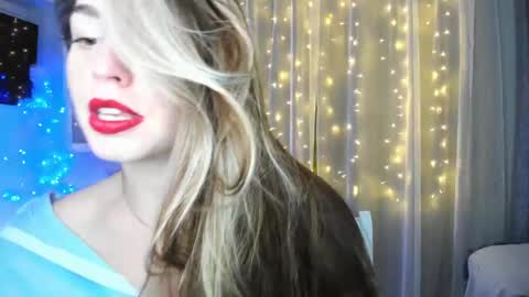 Lolitalolz online show from 12-30-24, 11:28