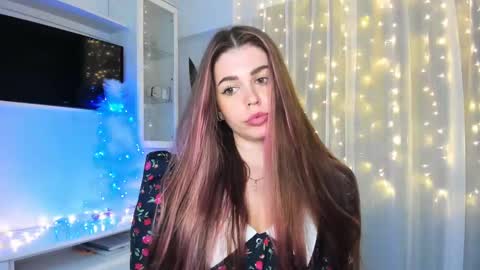 Lolitalolz online show from 01-02-25, 01:06