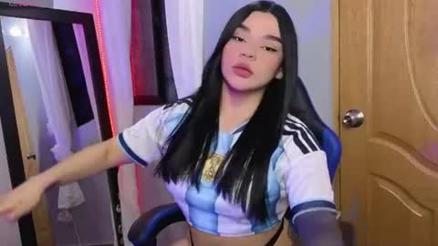 veronica_118 online show from 07-07-26, 02:25