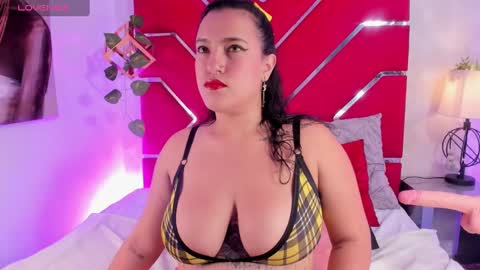 Veronica Olson online show from 11-24-25, 04:12