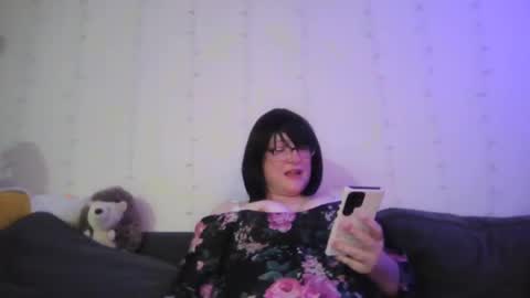 Snapshot of veronica_rose69 chatting on 01-02-25, 01:27 Veronica Rose online show from 01-02-25, 01:27