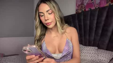 Miss Veronica dussan  Tw Veronicasm     IG Ashveronica  online show from 01-14-26, 03:01