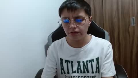 Veronica Clark online show from 12-23-24, 04:01