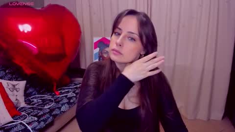 Veronica online show from 02-17-26, 05:37