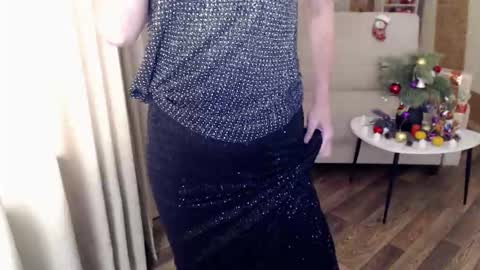 Snapshot of veronicagilbert chatting on 12-28-24, 08:48 Helen online show from 12-28-24, 08:48