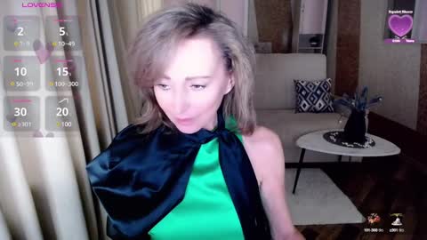 Snapshot of veronicagilbert chatting on 02-02-25, 05:53 Helen online show from 02-02-25, 05:53