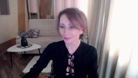 Snapshot of veronicagilbert chatting on 02-17-25, 05:25 Helen online show from 02-17-25, 05:25