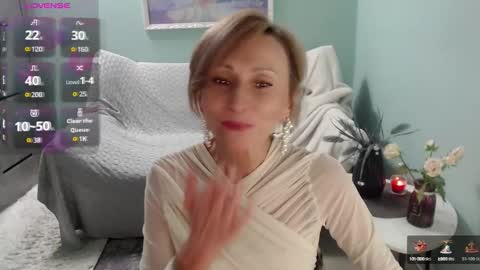 Snapshot of veronicagilbert chatting on 09-10-25, 06:13 Helen online show from 09-10-25, 06:13