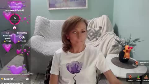 Snapshot of veronicagilbert chatting on 10-05-25, 06:23 Helen online show from 10-05-25, 06:23