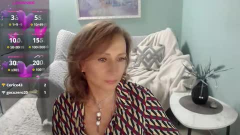 Snapshot of veronicagilbert chatting on 10-07-25, 05:48 Helen online show from 10-07-25, 05:48