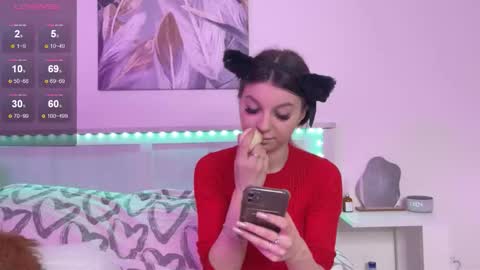 Snapshot of veronicaleal_ chatting on 09-10-25, 08:03 Vivi online show from 09-10-25, 08:03