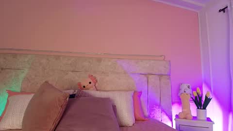 Vero  online show from 03-11-25, 03:45