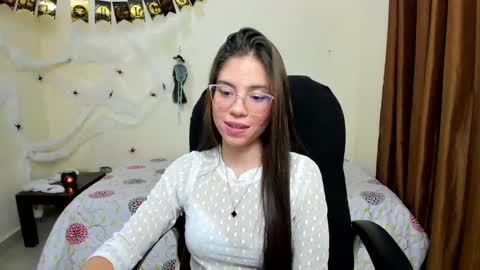 Veronica Miller online show from 10-27-25, 12:36