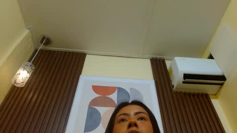 Veronica Robles online show from 11-09-25, 05:33