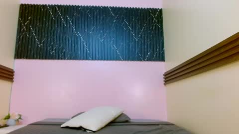 Snapshot of veronicarobles chatting on 06-03-26, 06:46 Veronica Robles online show from 06-03-26, 06:46