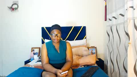 Snapshot of veronicarod1 chatting on 02-12-26, 01:22 veronicarod1 online show from 02-12-26, 01:22