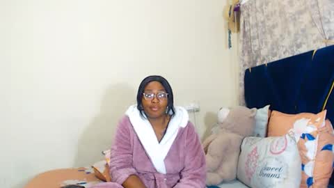 Snapshot of veronicarod1 chatting on 06-08-26, 07:36 veronicarod1 online show from 06-08-26, 07:36