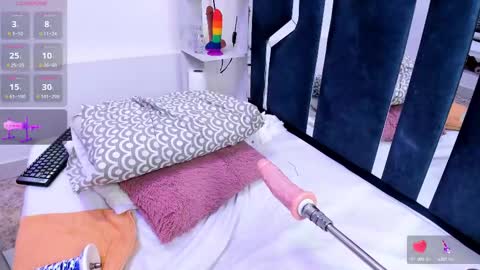 Veronica online show from 02-17-25, 02:59