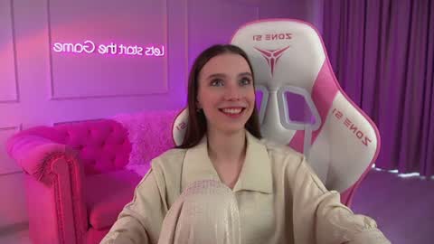 Snapshot of veronicavance chatting on 06-25-26, 05:12 Veronica online show from 06-25-26, 05:12