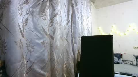 veronika_xi online show from 11-24-25, 07:19