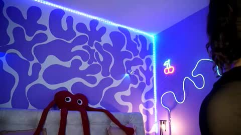        online show from 11-03-25, 09:48