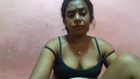 Snapshot of verronique1511 chatting on 02-21-25, 04:29 verronique1511 online show from 02-21-25, 04:29