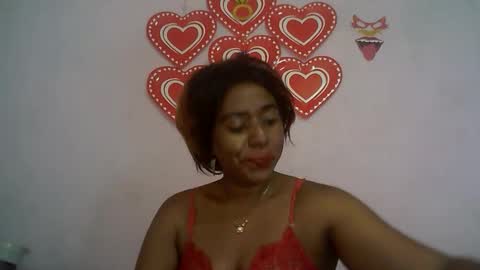 Snapshot of verronique1511 chatting on 10-17-25, 05:15 verronique1511 online show from 10-17-25, 05:15