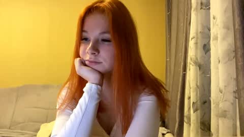 Snapshot of vertiegartrell chatting on 06-08-26, 02:39 Lina online show from 06-08-26, 02:39
