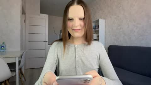 Snapshot of vertuliana chatting on 06-27-26, 03:17 Karina followed me bb online show from 06-27-26, 03:17