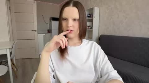 Snapshot of vertuliana chatting on 07-25-26, 11:52 Karina followed me bb online show from 07-25-26, 11:52