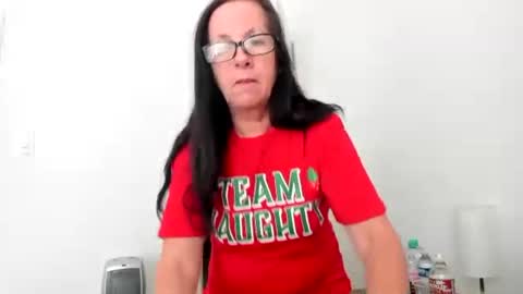 verysassypeachgoddess online show from 11-28-25, 03:14