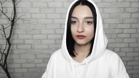 Ana online show from 02-06-25, 05:51