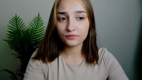 Ana online show from 11-23-25, 02:17