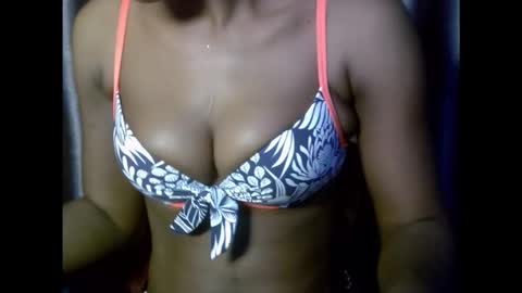 Snapshot of verywetpussy_ chatting on 11-15-25, 11:07 verywetpussy online show from 11-15-25, 11:07