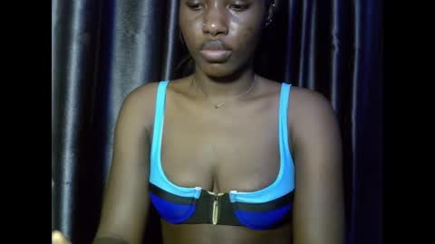 Snapshot of verywetpussy_ chatting on 11-21-25, 04:33 verywetpussy online show from 11-21-25, 04:33