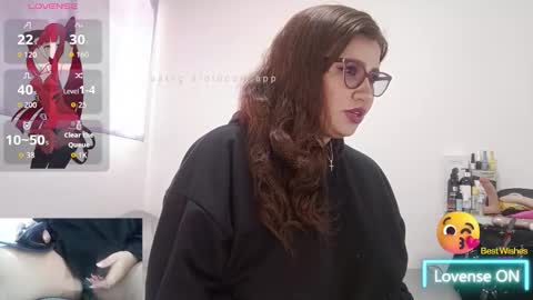 Snapshot of vesper_vixen chatting on 11-18-25, 02:10 Vesper Vixen online show from 11-18-25, 02:10