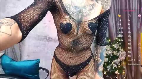 Snapshot of vespera_ chatting on 12-20-25, 08:38 Lady or Goddess Vespera online show from 12-20-25, 08:38