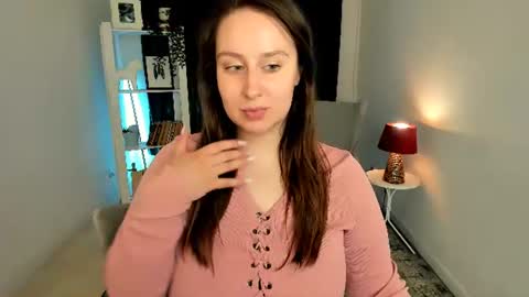 Camilla online show from 07-19-26, 01:37