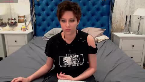 Via online show from 02-02-26, 05:28