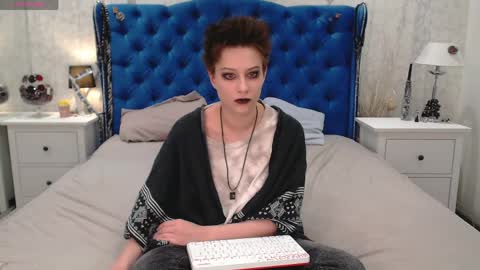 Via online show from 03-31-26, 10:26