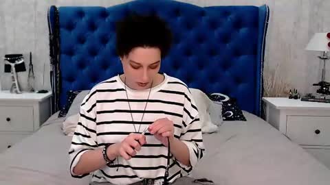 Snapshot of via_mayer chatting on 07-11-26, 08:06 Via online show from 07-11-26, 08:06