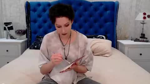 Snapshot of via_mayer chatting on 07-26-26, 10:38 Via online show from 07-26-26, 10:38