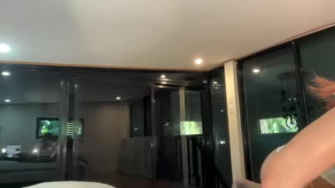 via_olala online show from 11-06-25, 07:31