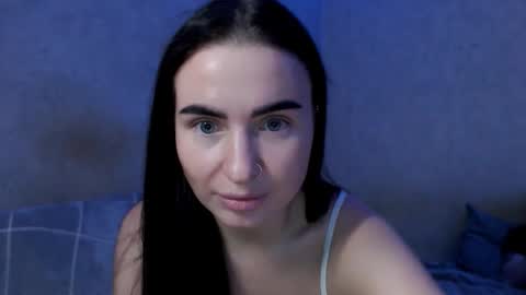 Anna  Tim online show from 12-20-25, 10:50