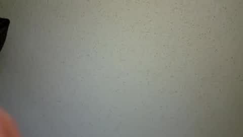 Snapshot of vic171477 chatting on 06-06-26, 09:03 vic171477 online show from 06-06-26, 09:03