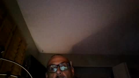 Snapshot of vic171477 chatting on 07-03-26, 08:21 vic171477 online show from 07-03-26, 08:21