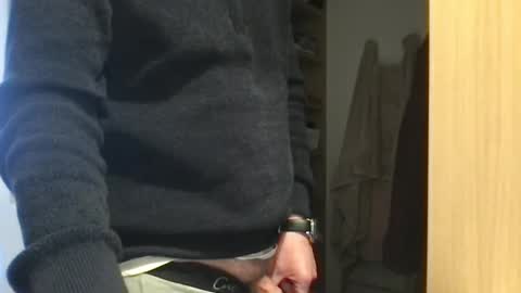 Snapshot of vic42hard chatting on 01-07-25, 10:43 vic42hard online show from 01-07-25, 10:43