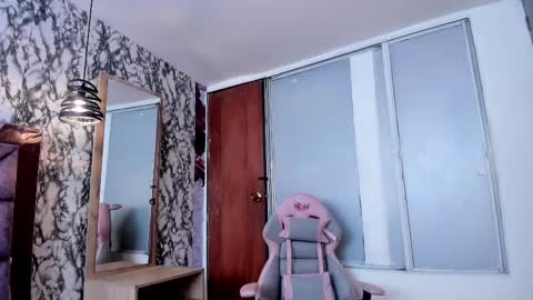 Snapshot of vick_daves chatting on 03-04-25, 05:24 vick_daves online show from 03-04-25, 05:24