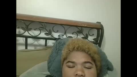 vickiryder56 online show from 11-26-25, 02:12