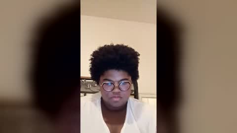 Snapshot of vickiryder56 chatting on 07-31-26, 02:55 vickiryder56 online show from 07-31-26, 02:55